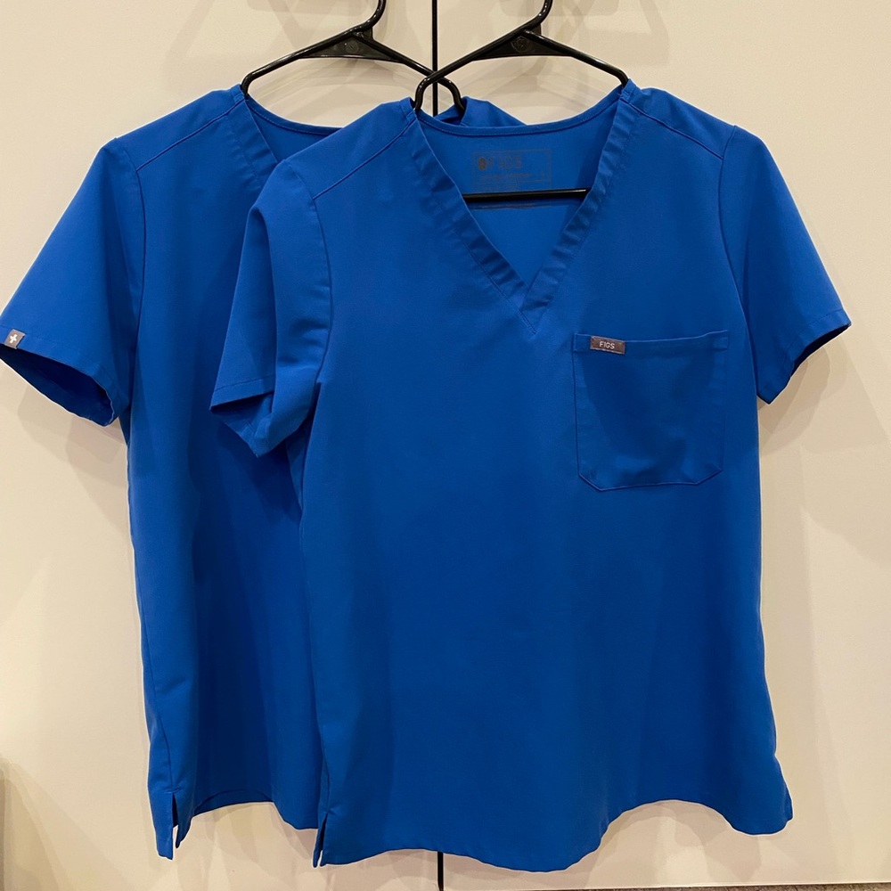 Figs Catarina One-Pocket Small Scrub Tops (2)